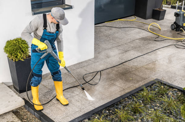 Best Commercial Pressure Washing  in Cleveland, WI