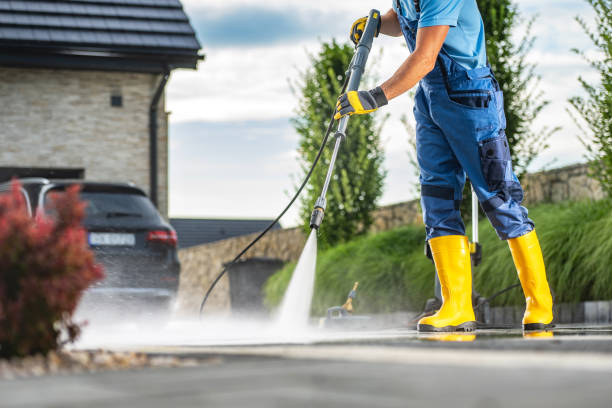 Best Affordable Pressure Washing  in Cleveland, WI